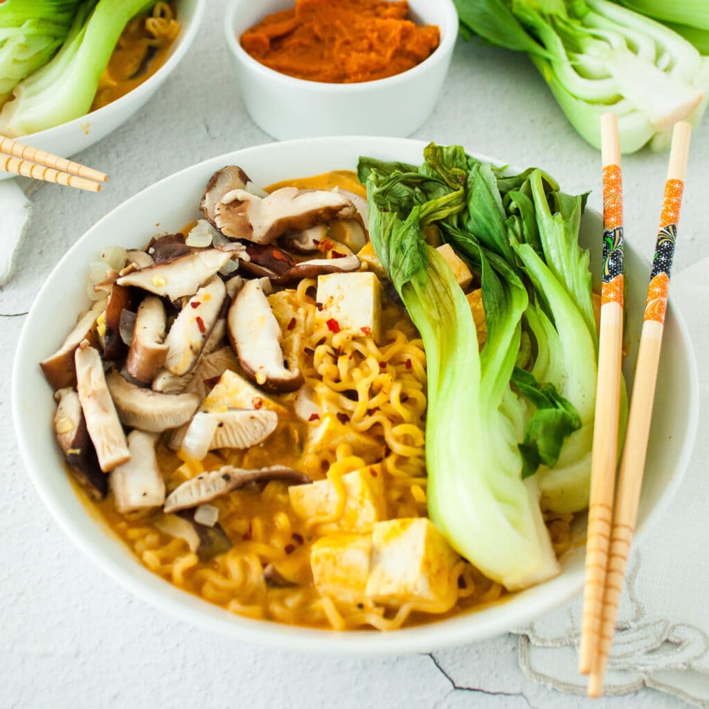 Vegan Spicy Pumpkin Ramen